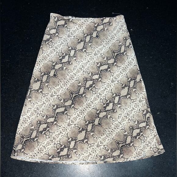 NEW RACHEL ZOE PYTHON PRINT FLOWY A LINE MIDI SKIRT SZ M - Picture 2 of 10